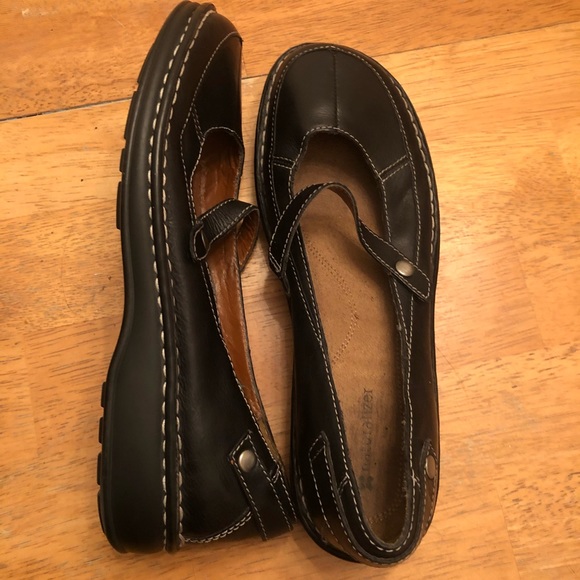 Naturalizer black leather Mary Janes nice outer condition please see photos 9M - Picture 5 of 11